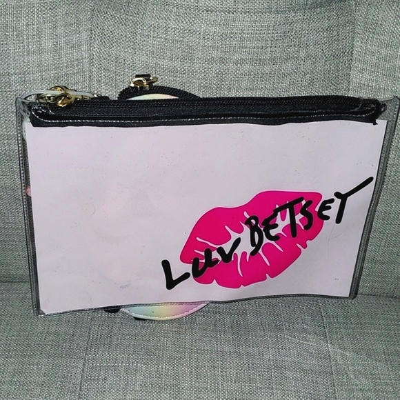 NWOT Betsey Johnson Luv Betsey Unicorn and Clear Pouch Set - Picture 3 of 10